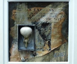 <b>Forever in the moment</b>
<br>
14x14cm
<br>
mixed media on board
<br>
£275 Forever in the moment artwork